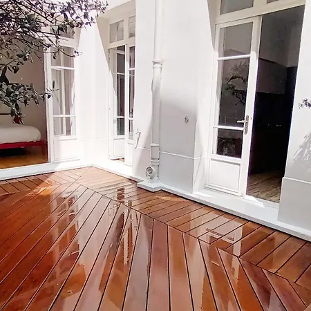 Luxury Designed Flat In St Germain Des Pres, Paris